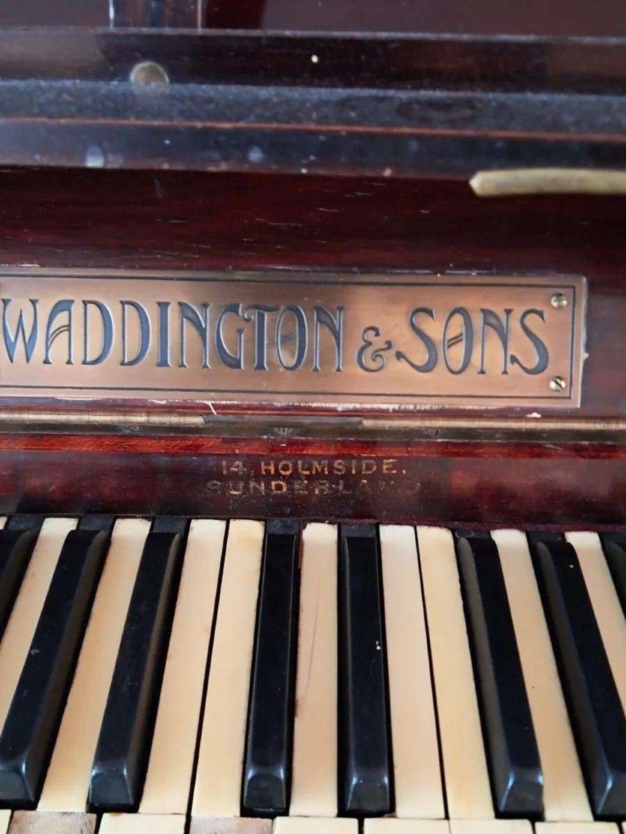Waddington & Sons Grand Piano - Image 3