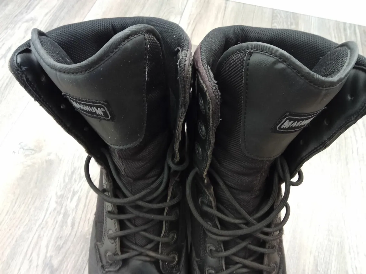 Magnum Brand Men's Boots. - Image 4