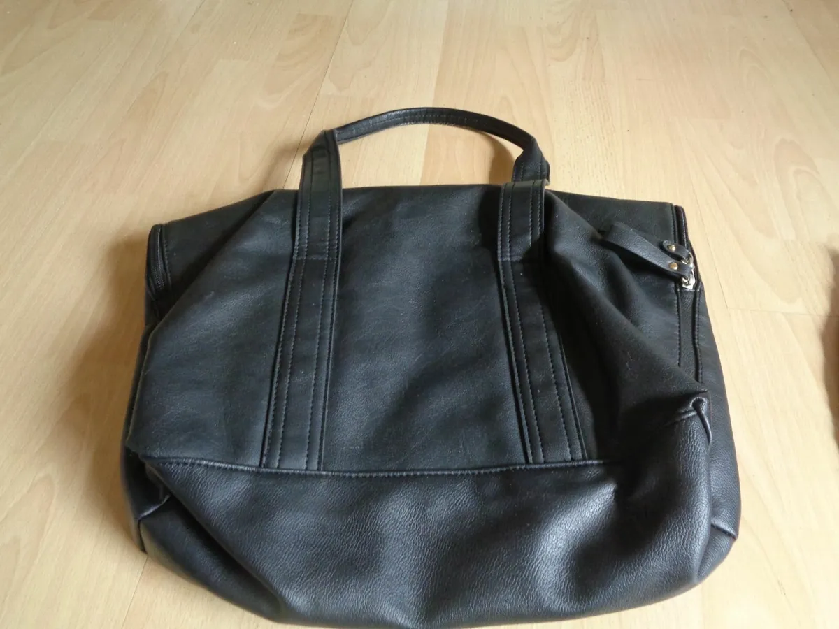 Gionni Ladies Bag for Sale - Image 4
