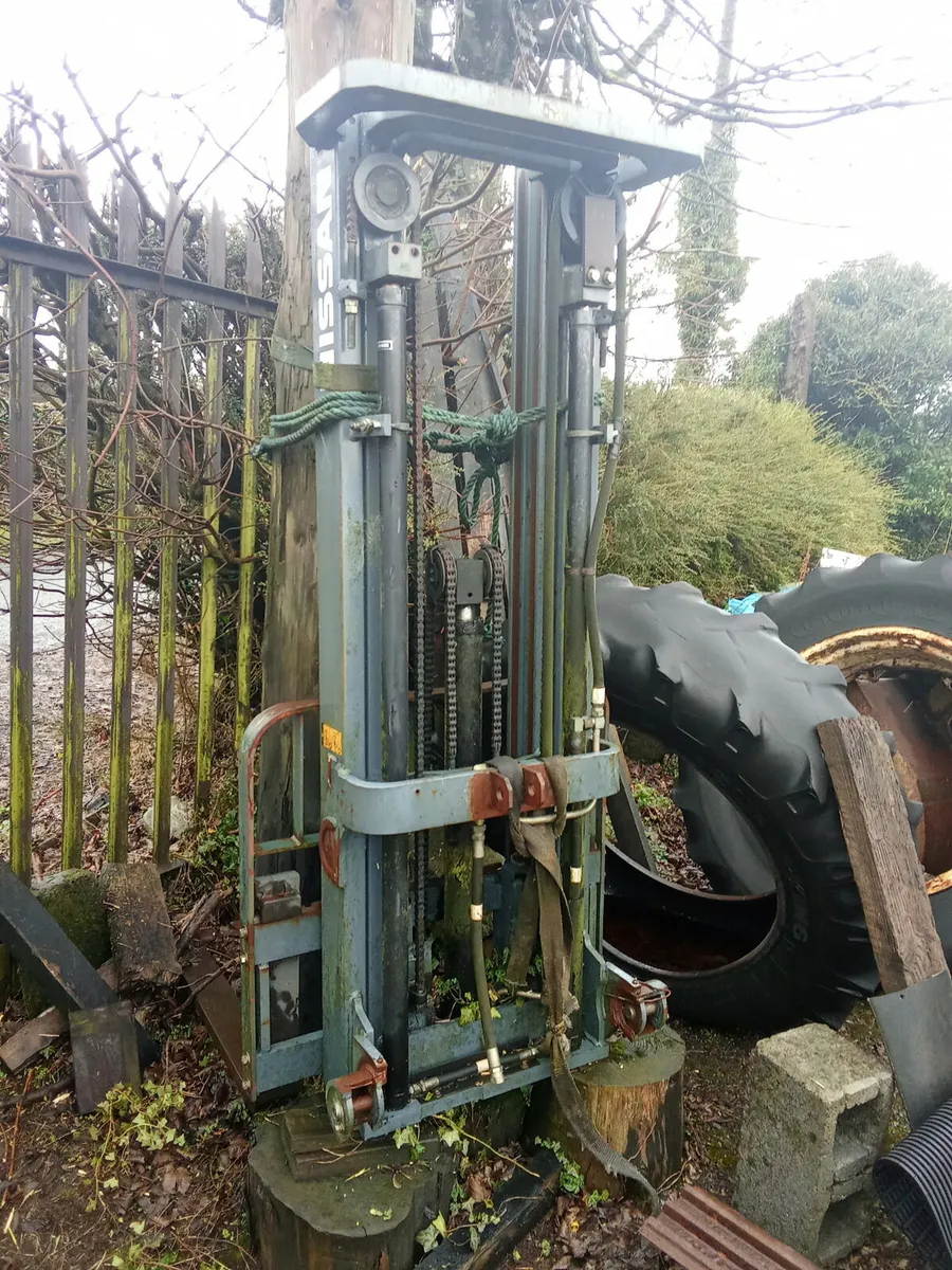 Digger pads and D4 D5 chains - Image 4