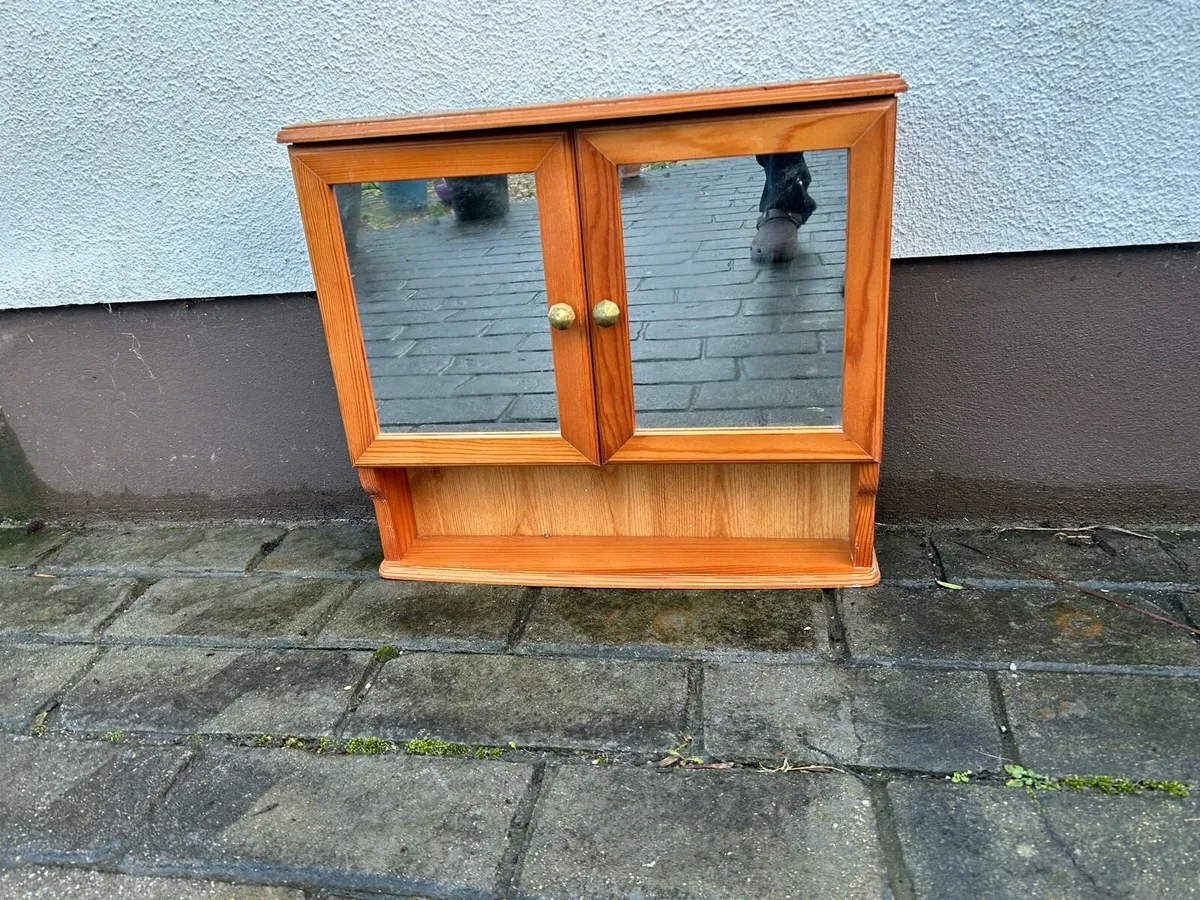 Bathroom Cabinet - Image 2