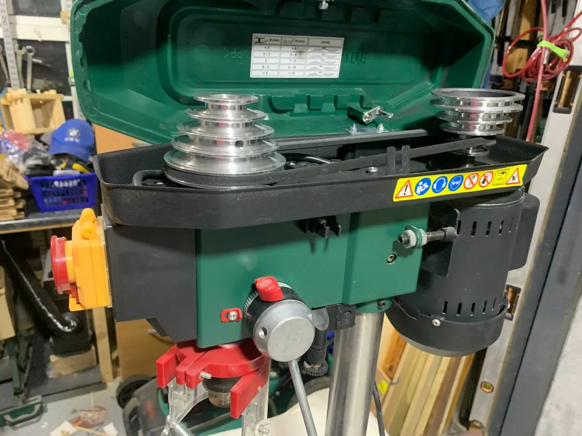 Bench Pillar Drill 230v - Image 4