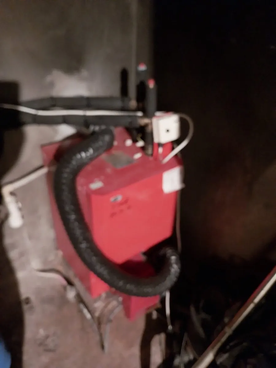 Oil Boiler / Oil-Fired Heating Unit - Image 3