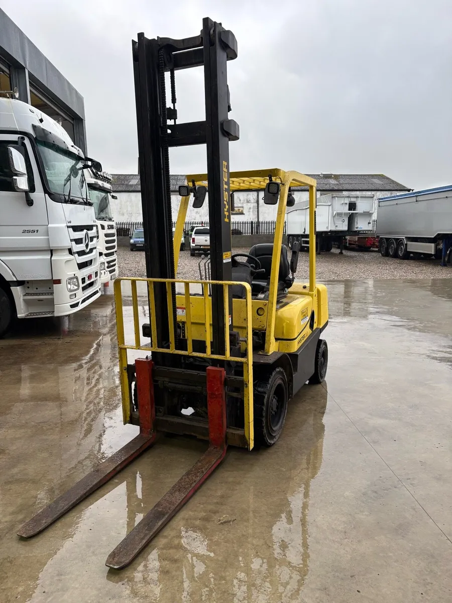 Hyster Diesel 3.0 Tonne Forklift - Image 2