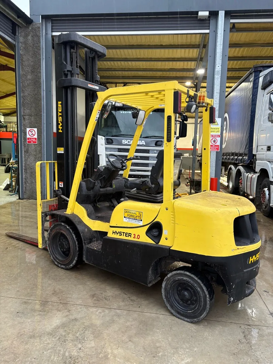 Hyster Diesel 3.0 Tonne Forklift - Image 1