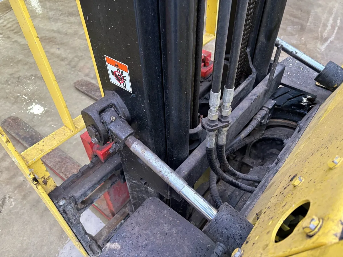 Hyster Diesel 3.0 Tonne Forklift - Image 4