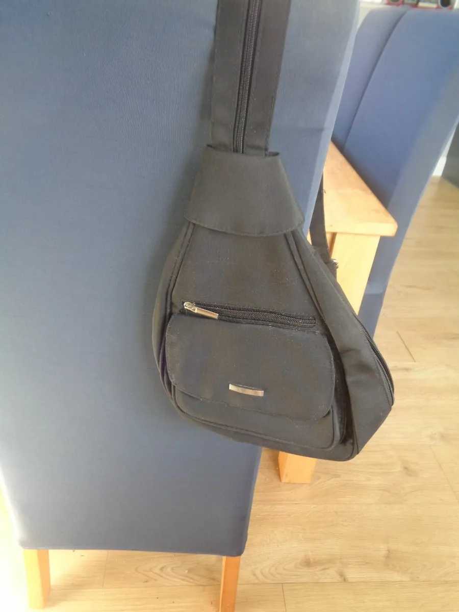 Ladies Shoulder Bag for Sale - Image 3