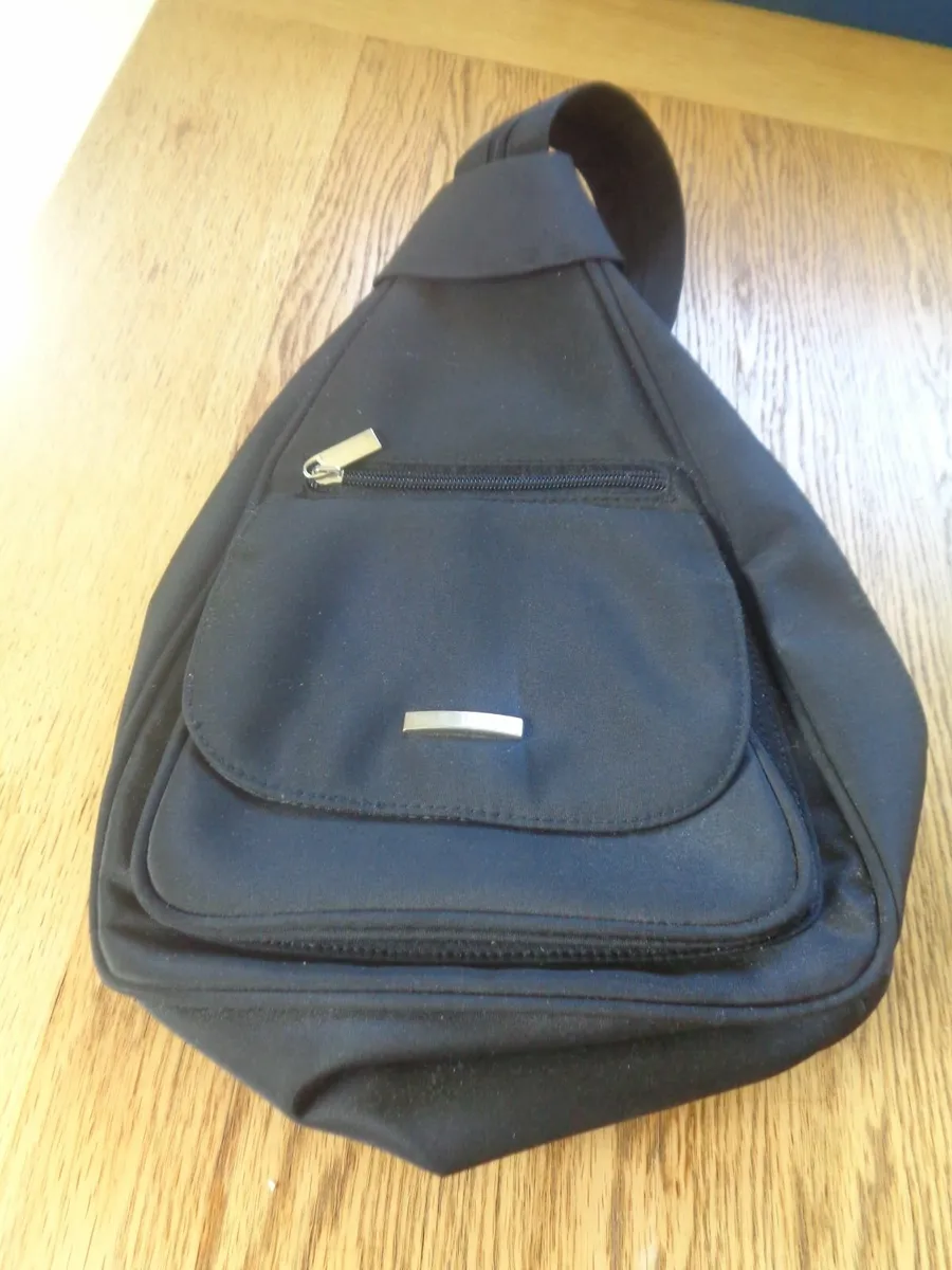 Ladies Shoulder Bag for Sale - Image 4