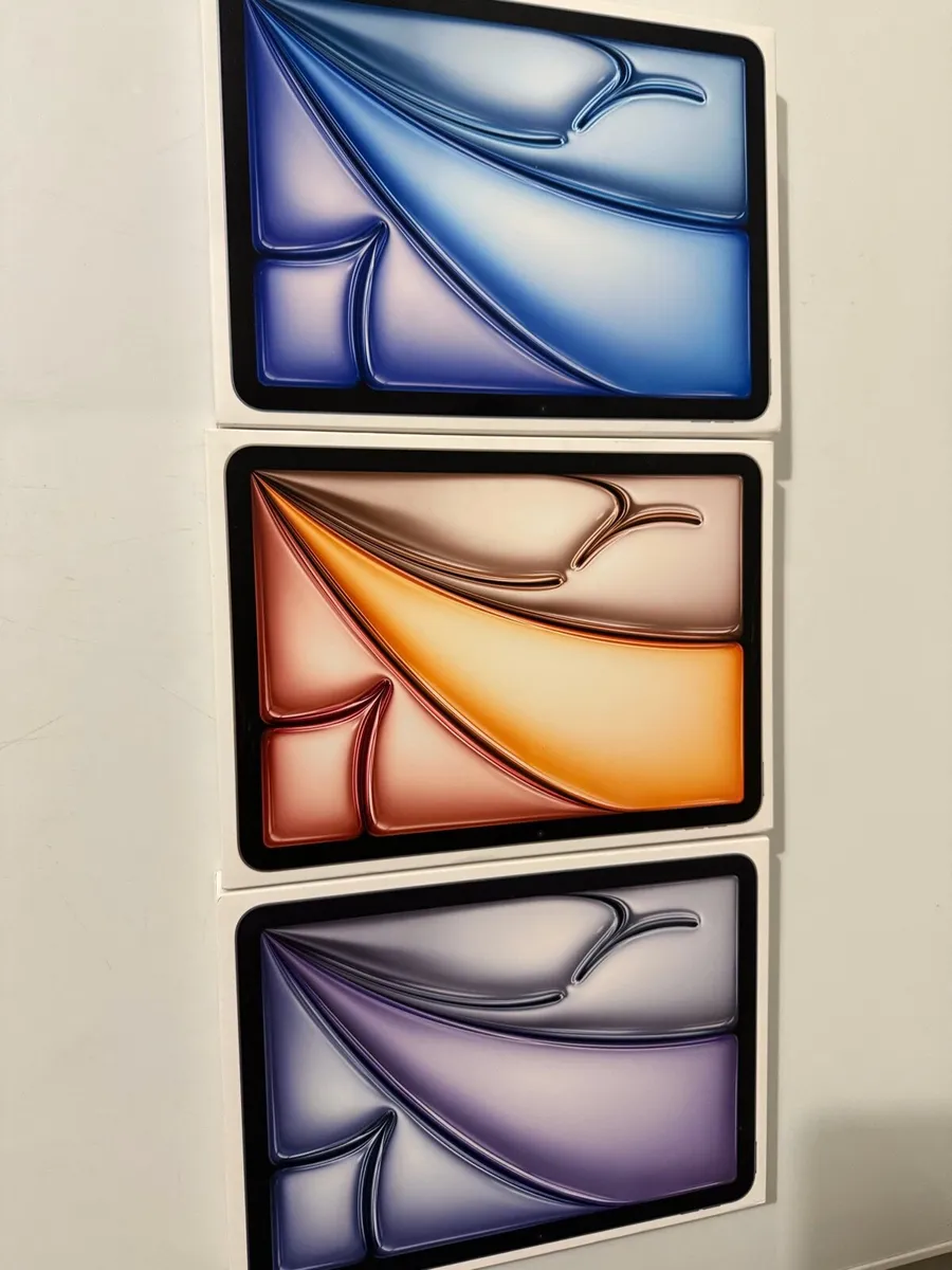 IPad Air 11-inch ,128GB (M3 Chip) Sealed 1y Warran