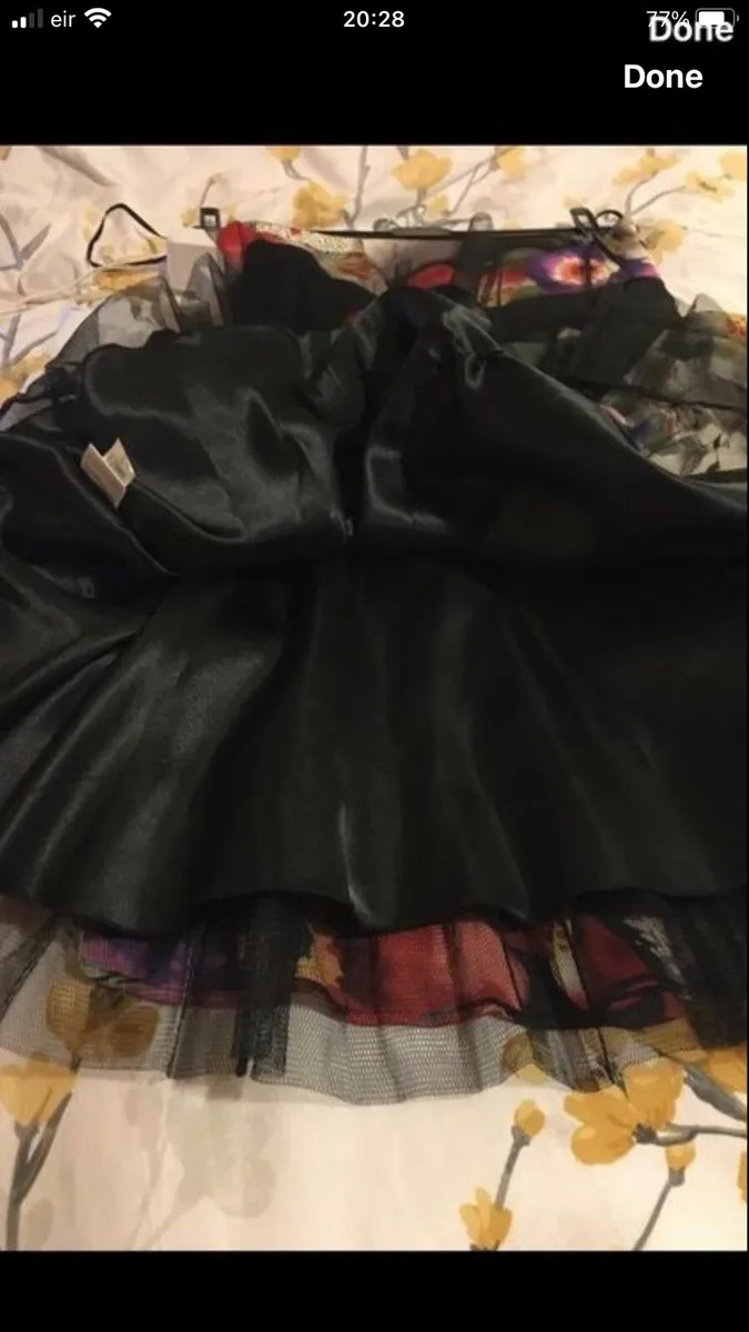 Ladies stunning dress size 14 €15 - Image 4