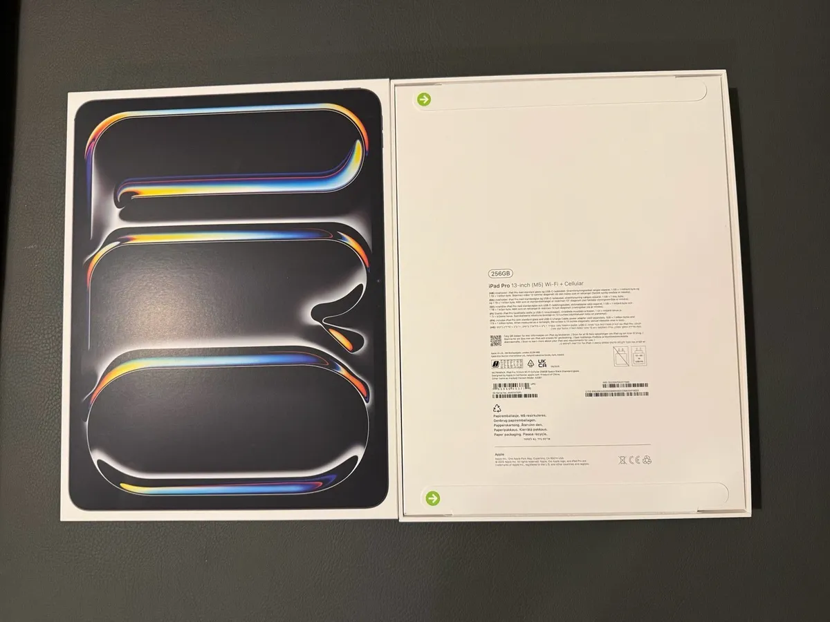 IPad Pro 13-inch ,256GB M5 WiFi+Cellular Sealed