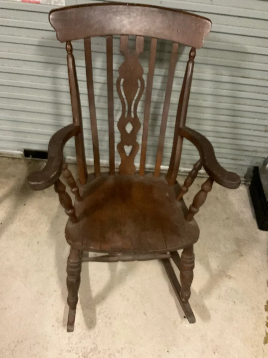 Rocking chair