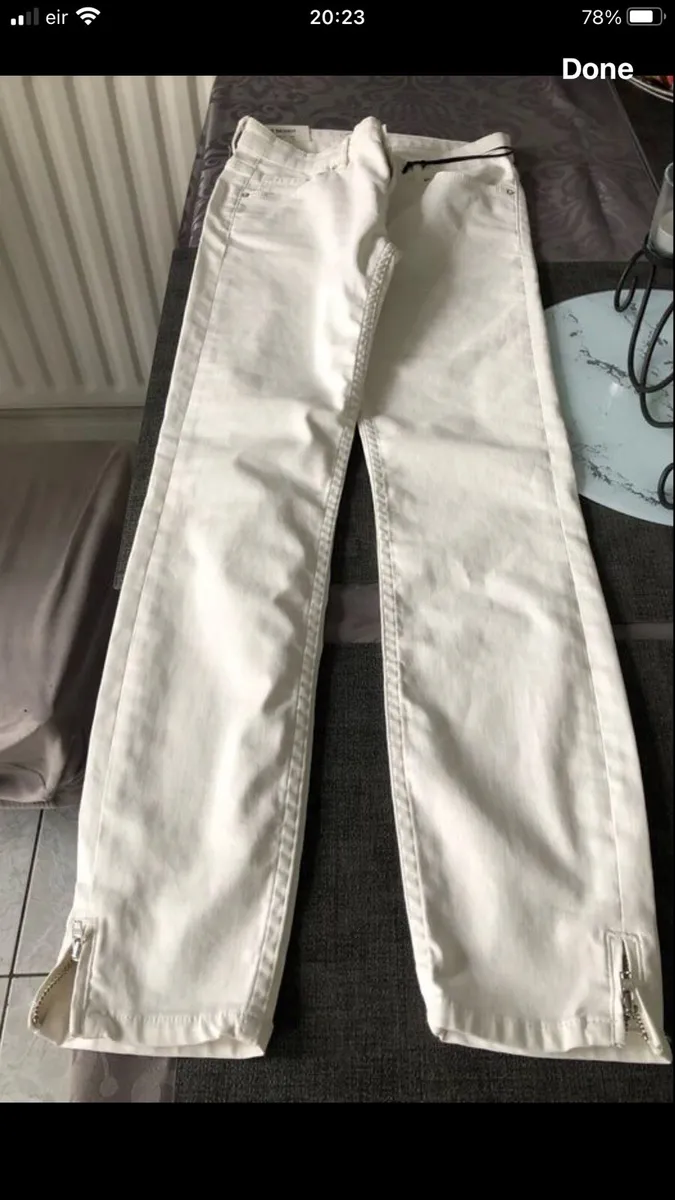 Ladies BNWT Zara jeans size 8 €15 - Image 3