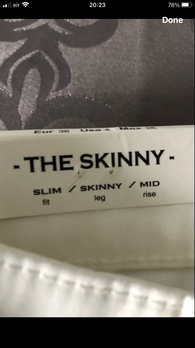 Ladies BNWT Zara jeans size 8 €15 - Image 4