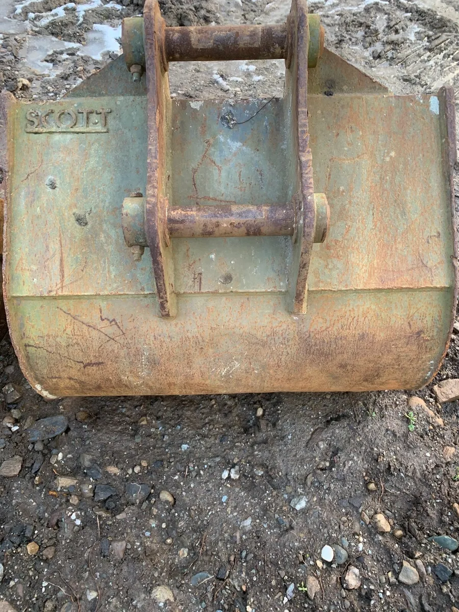 Digger bucket - 3 ft 6 - Image 2
