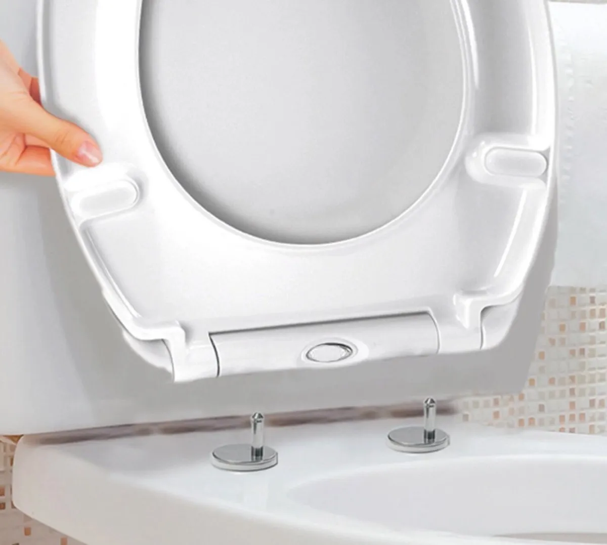 Soft Close Toilet Seat With Metal Fixing Hinges NE - Image 3