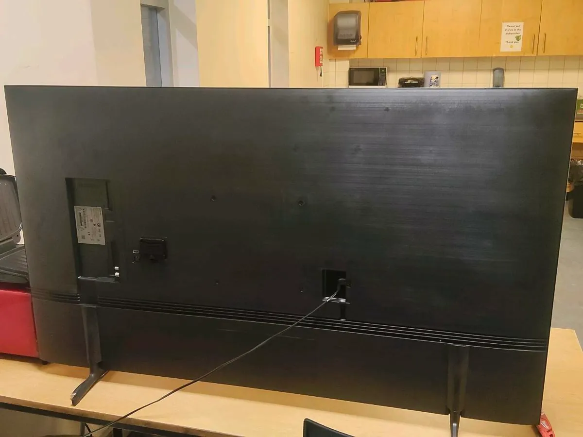 Samsung TV - Image 1