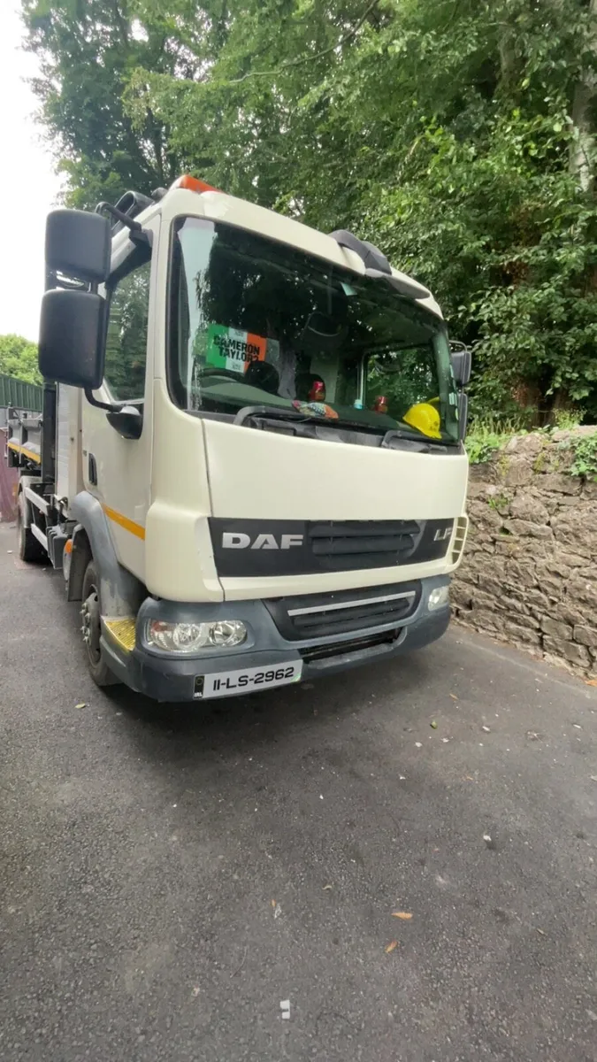 Daf LF 7.5  tipper automatic - Image 1