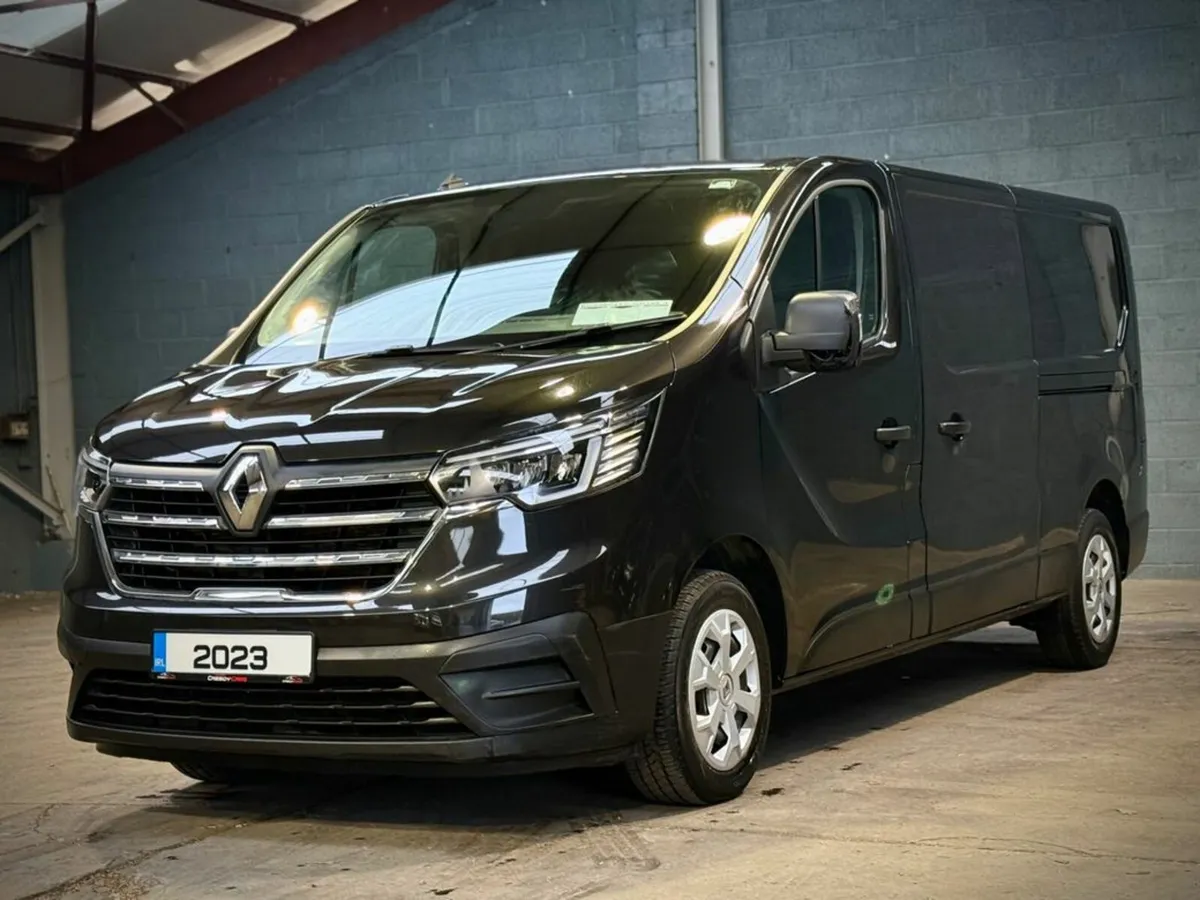 Renault Trafic LL30 BUSINESS PLUS DC // LOW MILEAG - Image 3