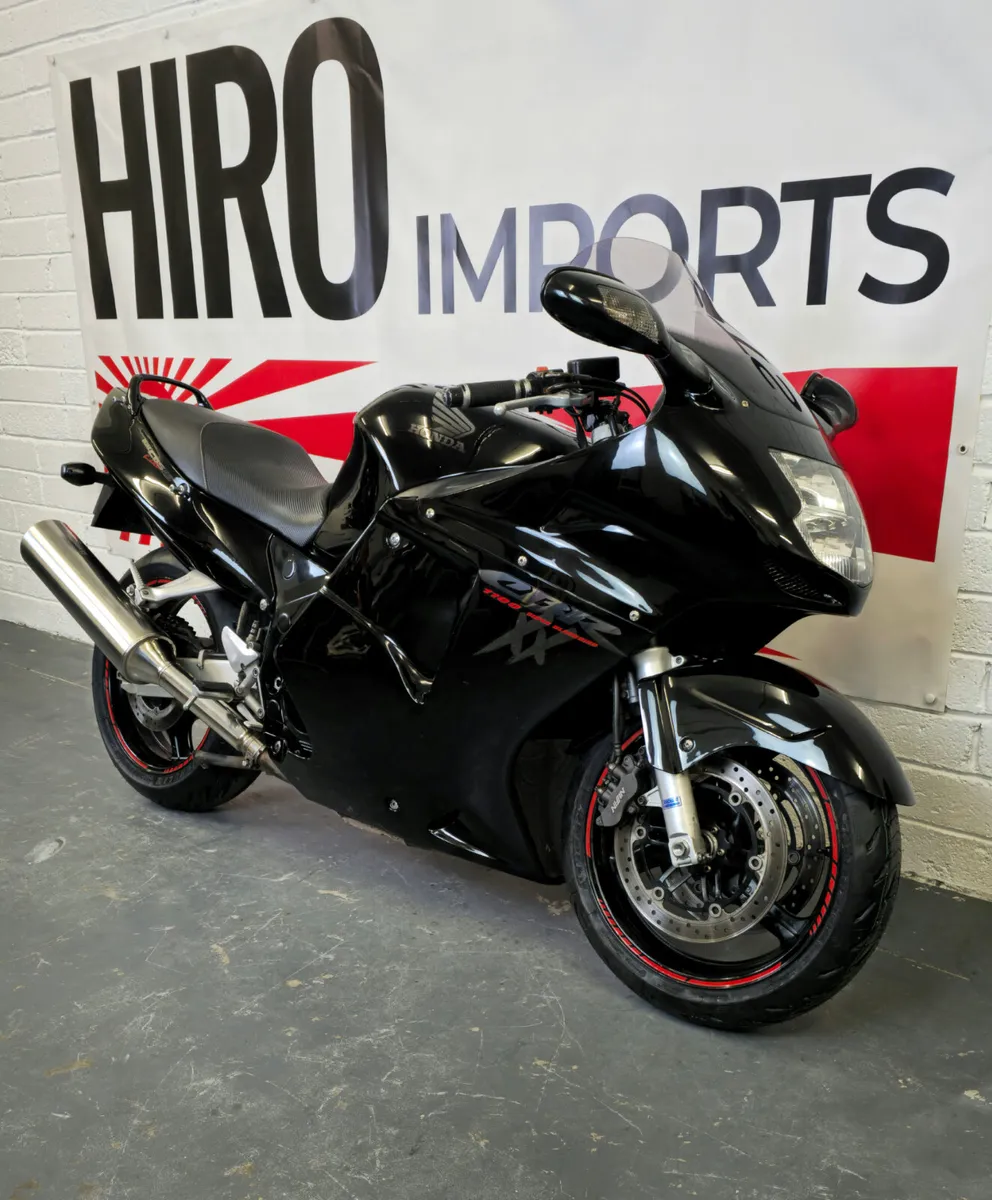1998 Honda CBR1100XX Blackbird - Image 2