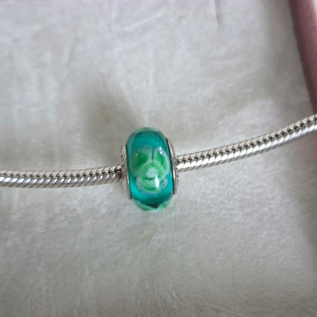 Pandora flower murano glass charm - Image 2