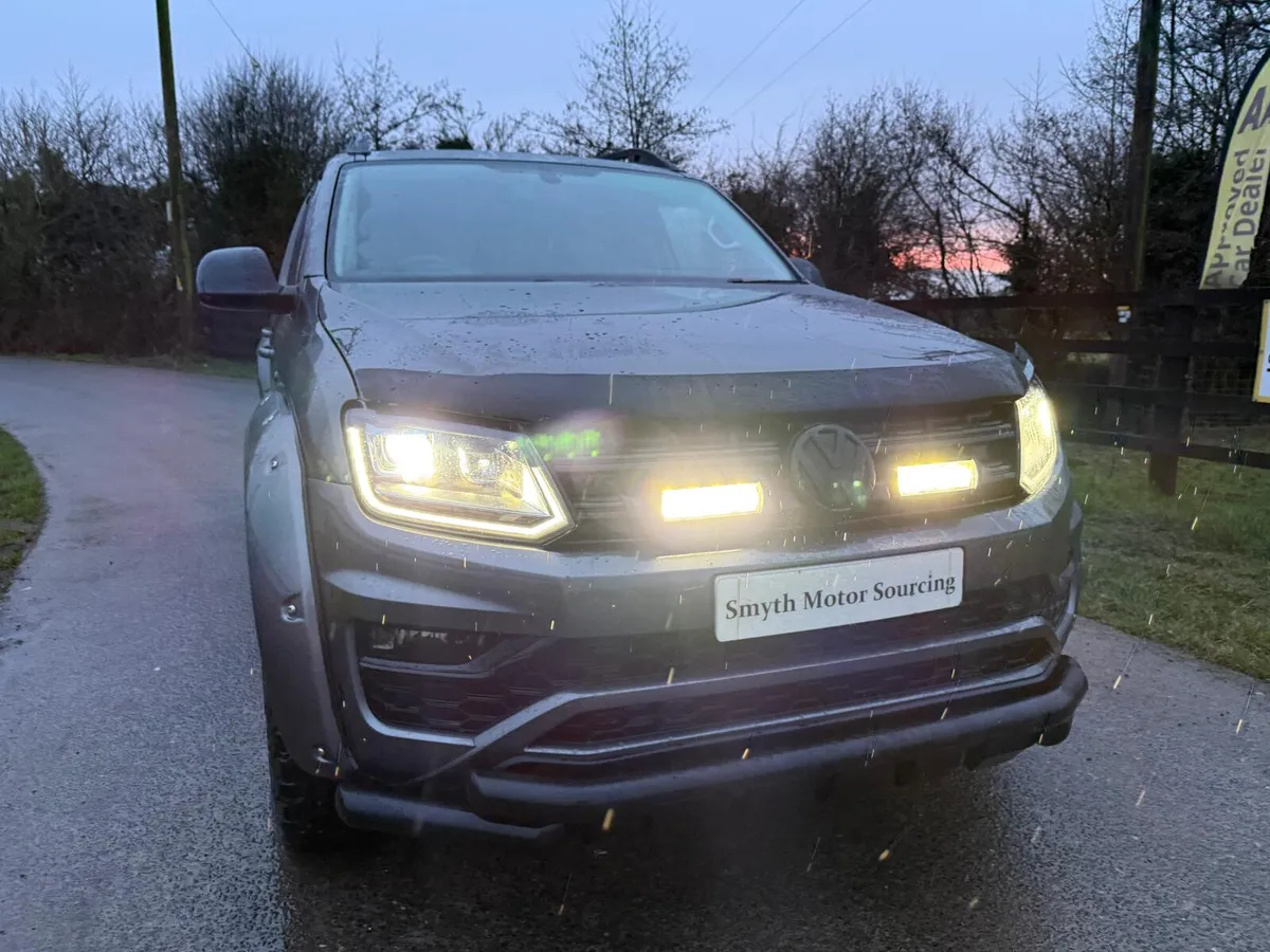 Deposit taken****201 Vw Amarok Black Ed  258bhp - Image 4
