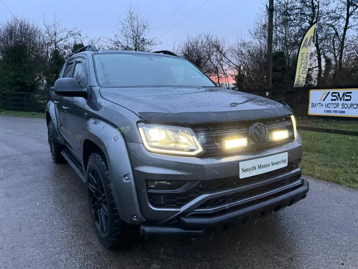 Deposit taken****201 Vw Amarok Black Ed  258bhp - Image 3
