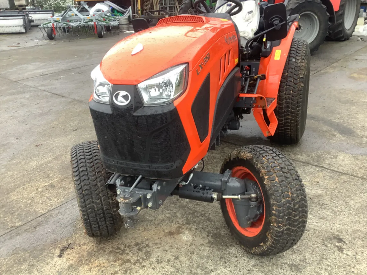 Kubota L351 tractor - Image 2