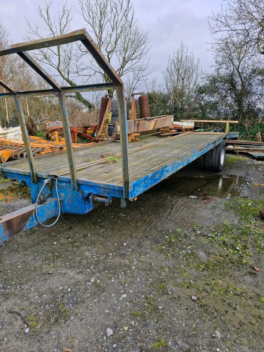 Bale trailer - Image 3