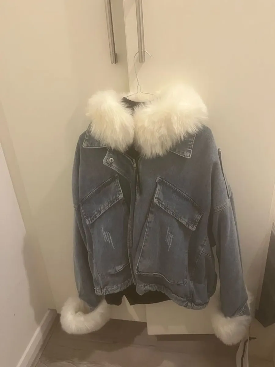 womans coats - Image 1