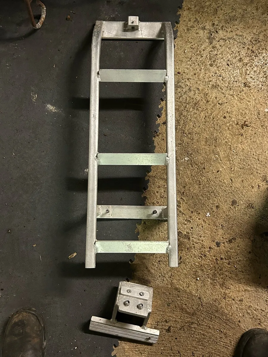 Land Rover defender roof