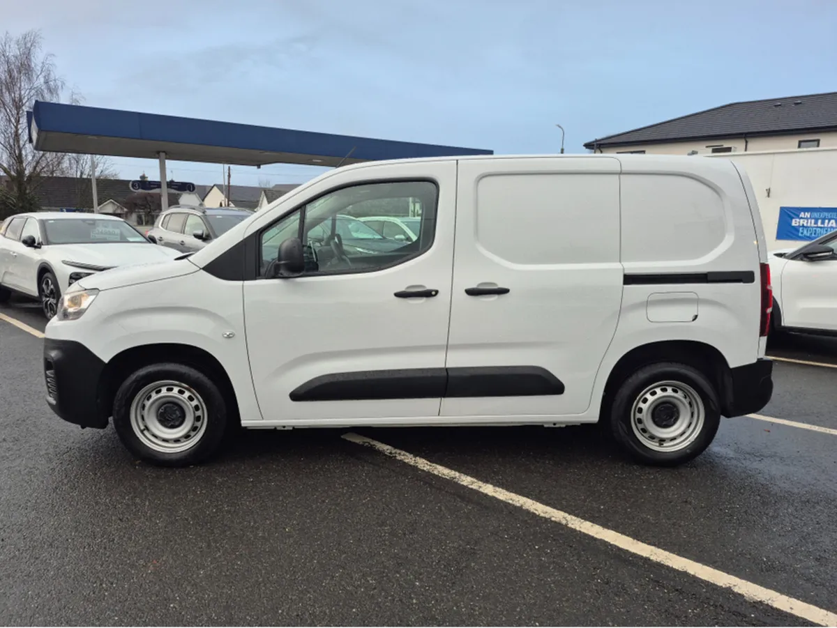 Citroen Berlingo LX BLUEHDI 100 MWB (PRICE EX VAT) - Image 4