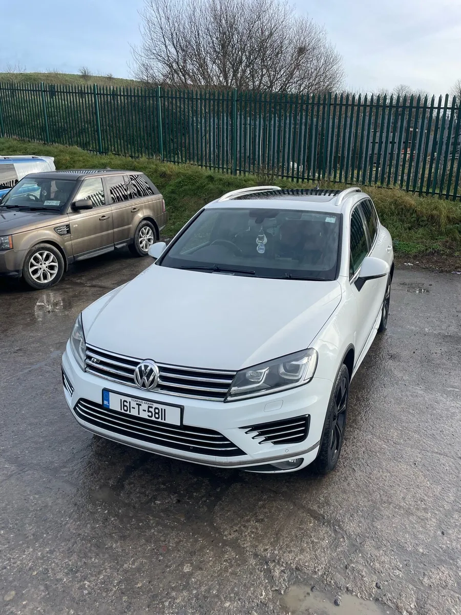 VW Touareg R-Line commercial - Image 1