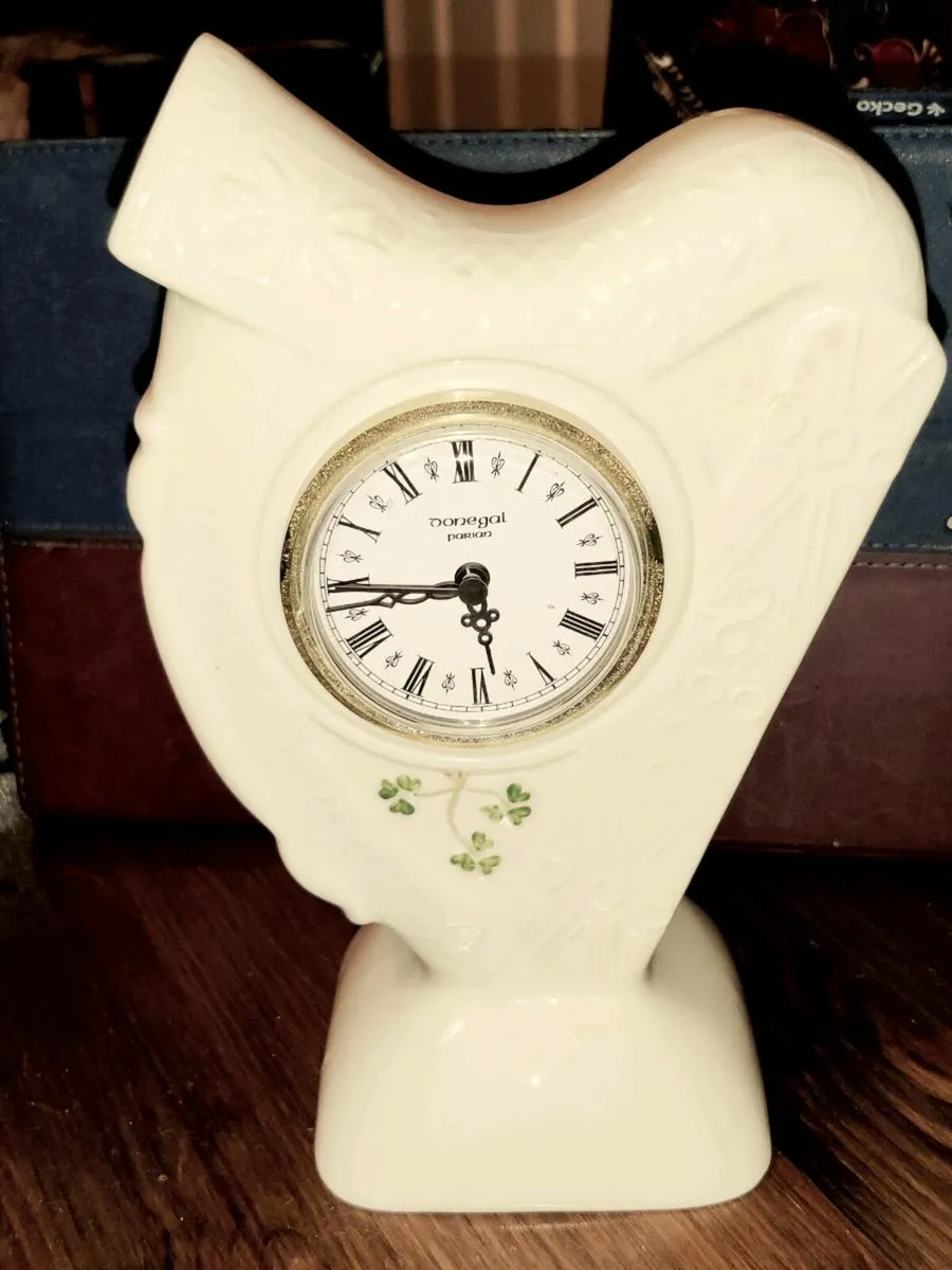 DONEGAL PARIAN CHINA, Unused Vintage Mantle Clock - Image 4