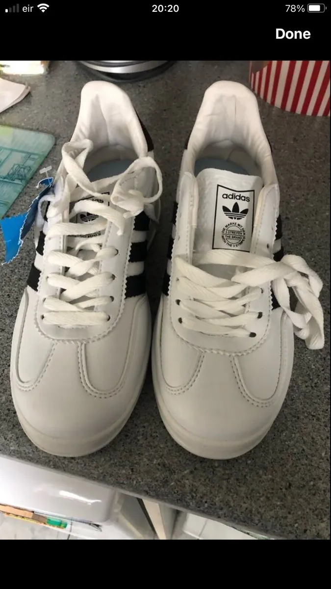 Mens new adidas trainers size 3 €25 - Image 1