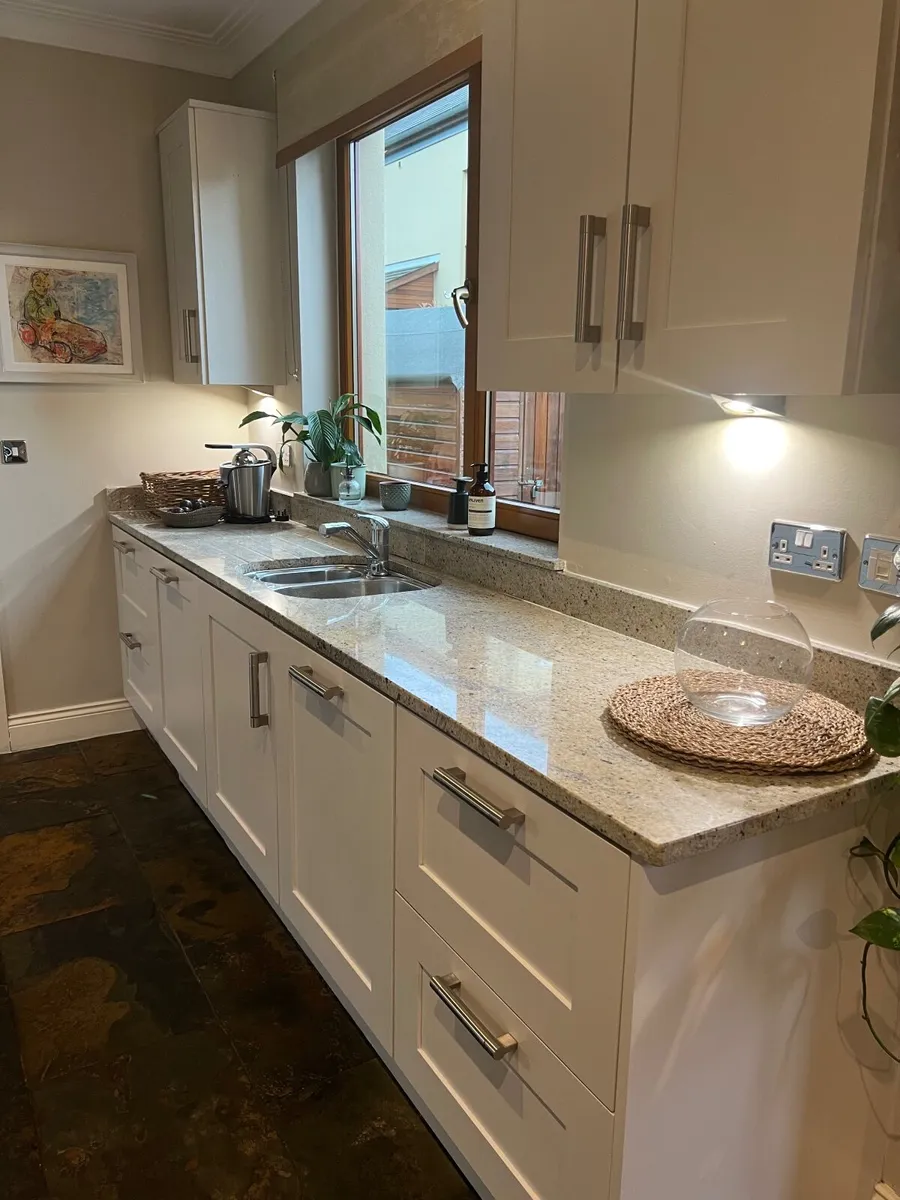 Kitchen units - Image 3