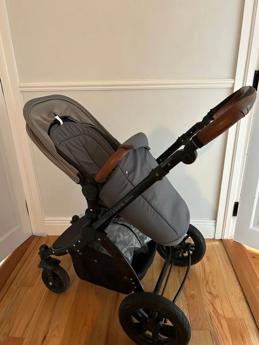 3in1 travel system & Stroller - Image 4