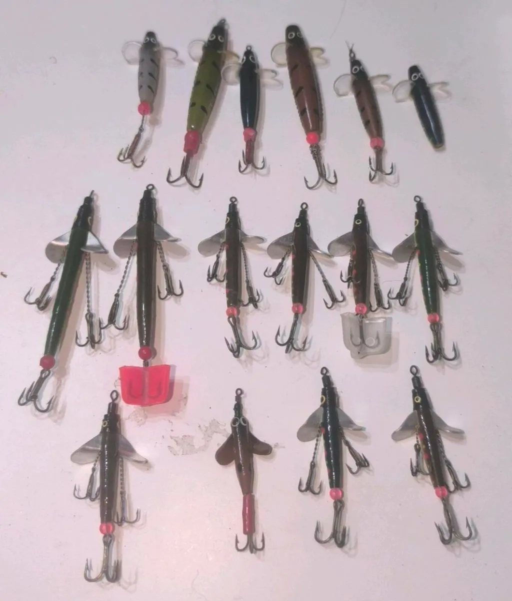 16 mixed minnows Devon's Allcocks Gordon Griffiths - Image 1