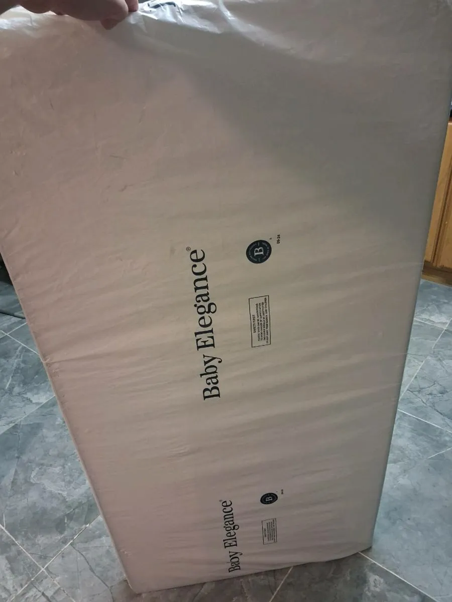 Baby Elegence Stratus Fibre Mattress Cot Bed - Image 3