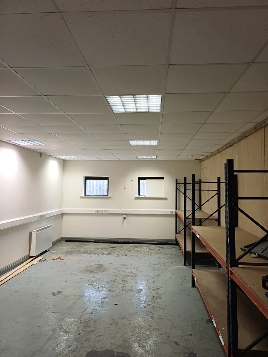 Commercial Premises/storage to Rent - Image 1