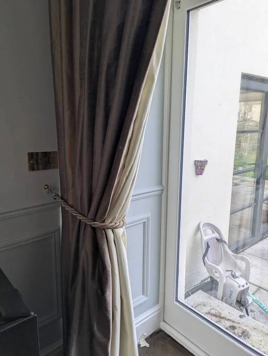 Bespoke raw silk, lined, blackout curtains 120cm x 275cm - Image 3