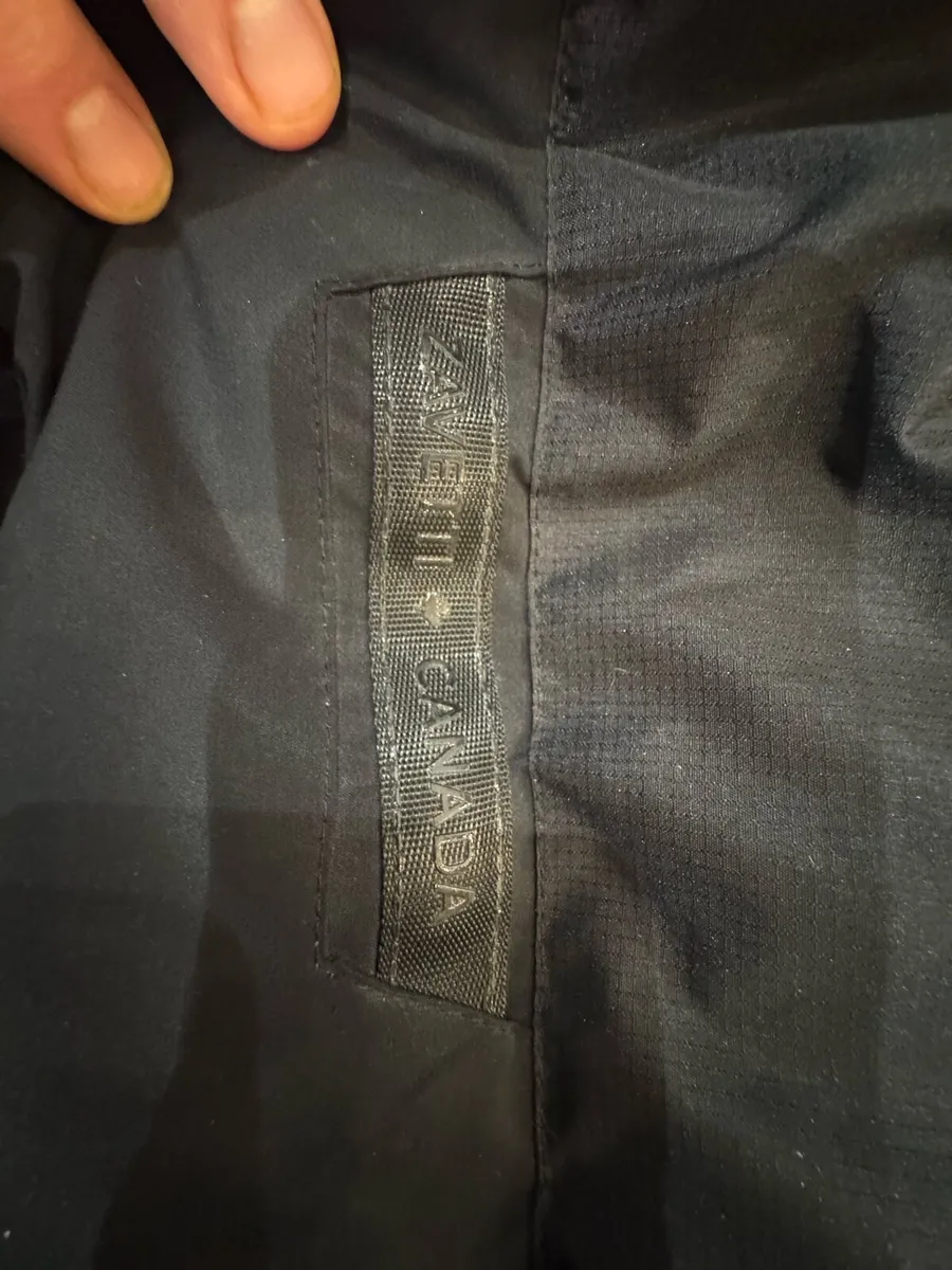 Averts Canada Coat - Image 4