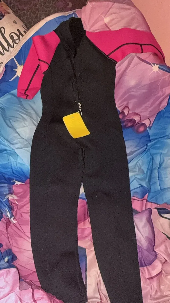 Girls wetsuit - Image 3