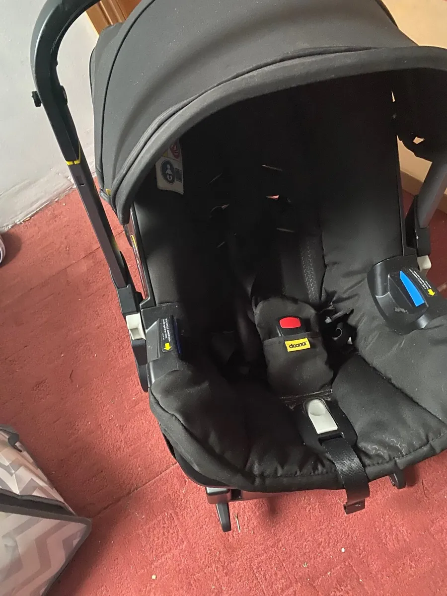 Doona pushchair/ steriliser/ swing chair - Image 4