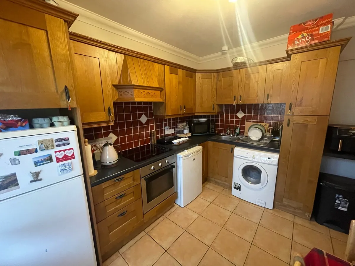 Solid Oak Kitchen - Image 2
