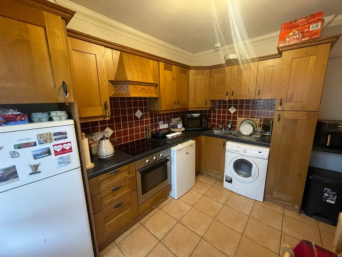 Solid Oak Kitchen - Image 3