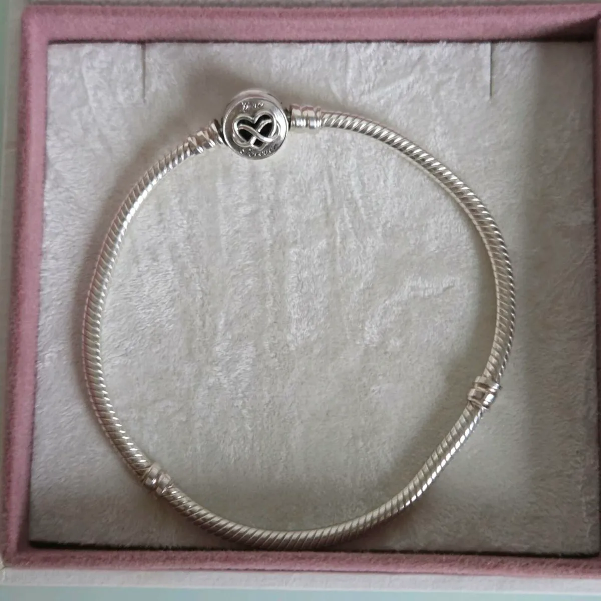 Genuine Pandora bracelet infinity/heart love - Image 2