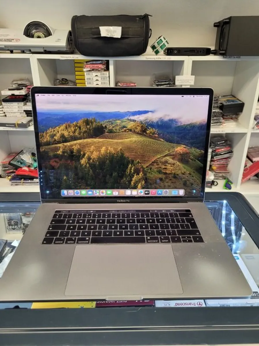 2018 Apple MacBook Pro 15" Retina A1990 2.2GHz i7 16GB 500GB Spacegrey (Battery Cycle: 1713) - Image 4