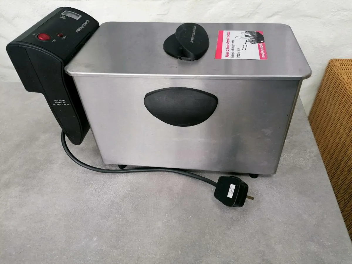 Morphy Richards Stainless Steel Fryer - Image 2
