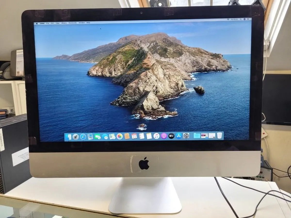 21.5 inch Apple iMac (A1418) Late 2013 Catailna 2.90GHz Core i5 (i5-4570S) 8GB RAM 512GB SSD (Screen has a small chip) - Image 4